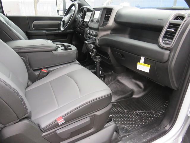2022 Ram 5500 Tradesman/SLT