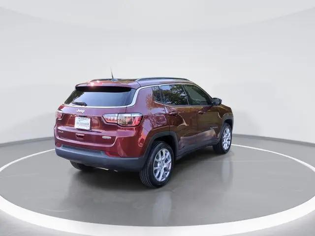 2022 Jeep Compass Latitude Lux 4x4