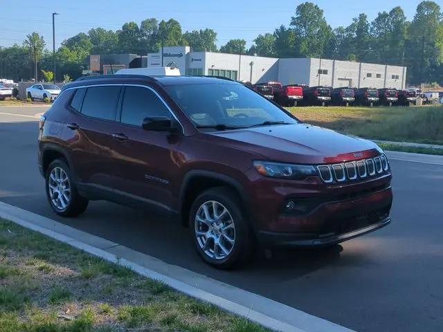 2022 Jeep Compass Latitude Lux 4x4