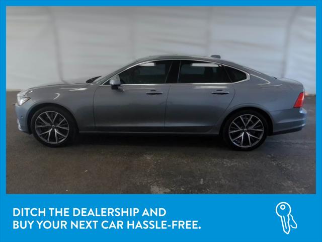 2017 Volvo S90 Momentum