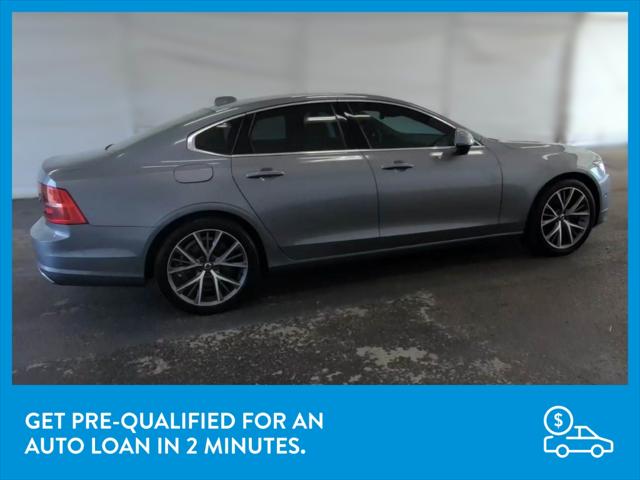 2017 Volvo S90 Momentum