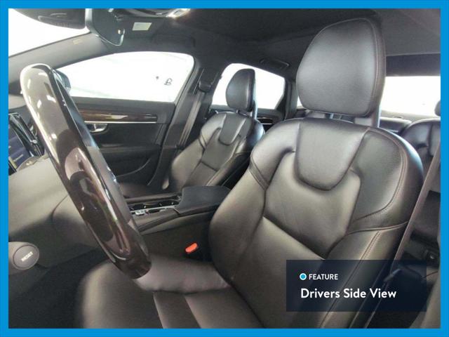 2017 Volvo S90 Momentum