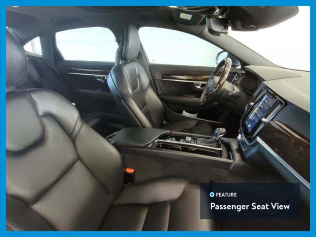 2017 Volvo S90 Momentum