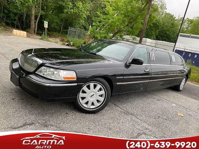 2005 Lincoln Town Car Executive for sale in Capitol Heights, MD