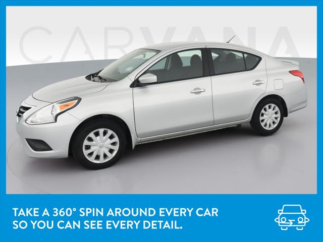 2016 Nissan Versa SV