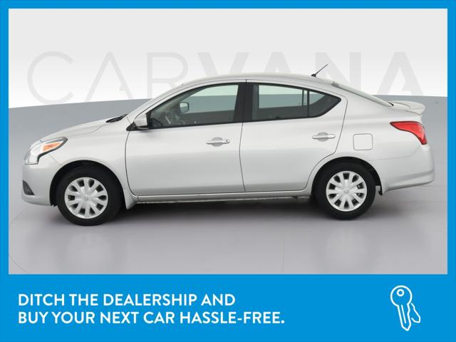 2016 Nissan Versa SV