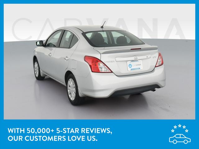 2016 Nissan Versa SV