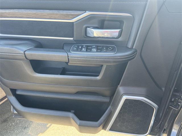2020 Jeep Ram 2500 Laramie Crew Cab 4x4 6'4" Box