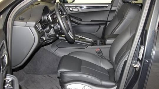2021 Porsche Macan AWD