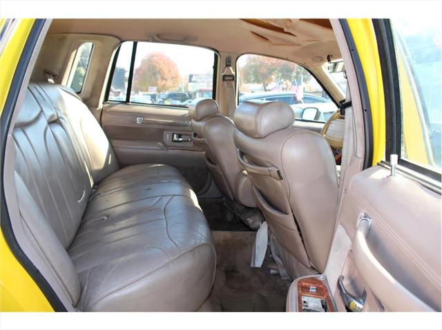 1993 Lincoln Town Car Signature
