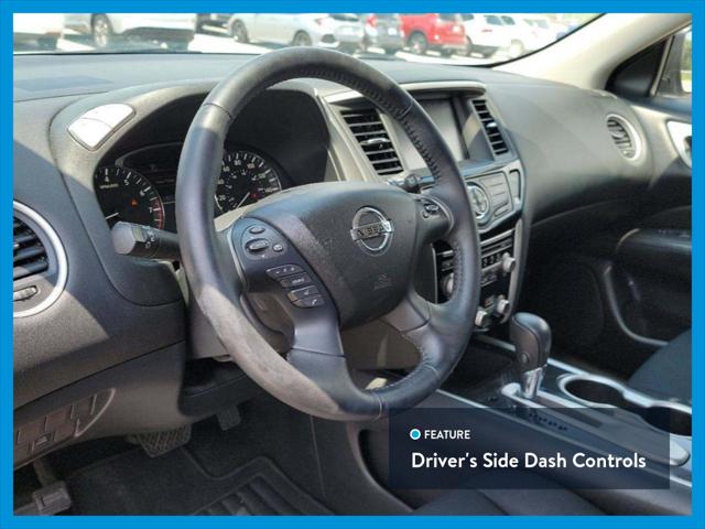 2018 Nissan Pathfinder SV