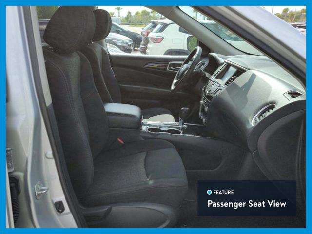 2018 Nissan Pathfinder SV