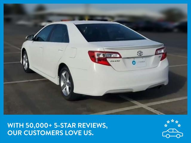2014 Toyota Camry SE Sedan 4D