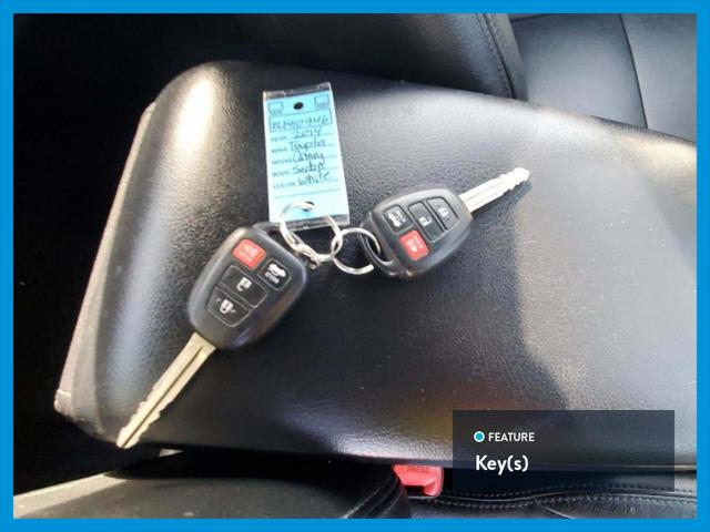 2014 Toyota Camry SE Sedan 4D