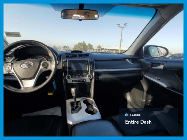 2014 Toyota Camry SE Sedan 4D
