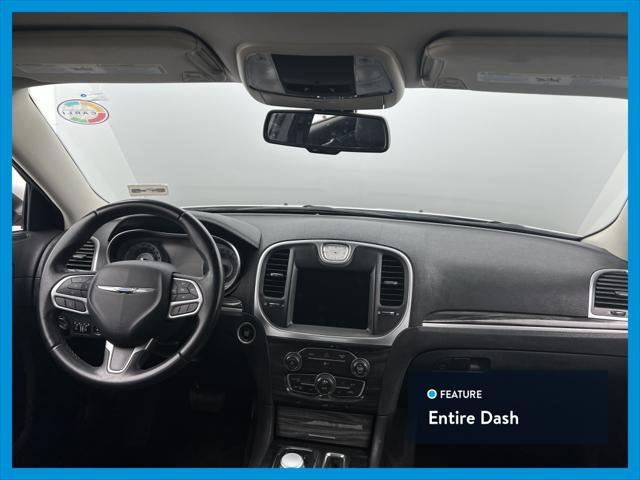 2018 Chrysler 300 Touring