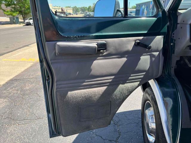 1997 Dodge Ram Wagon Value