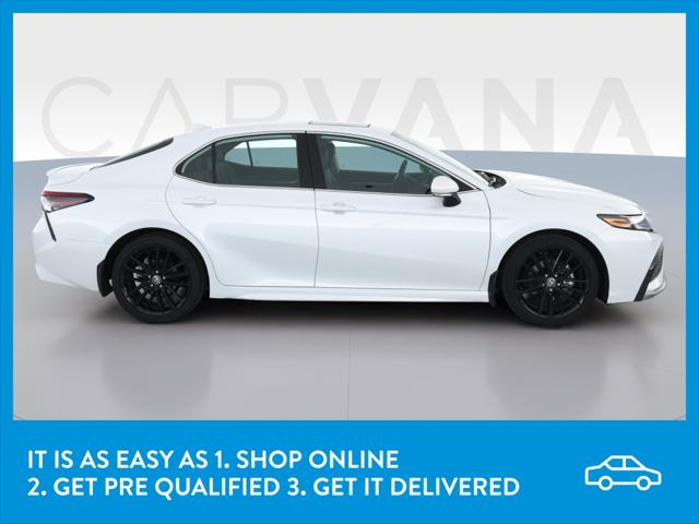 2022 Toyota Camry Hybrid XSE