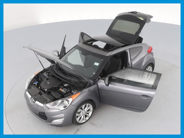 2013 Hyundai Veloster w/Black Int