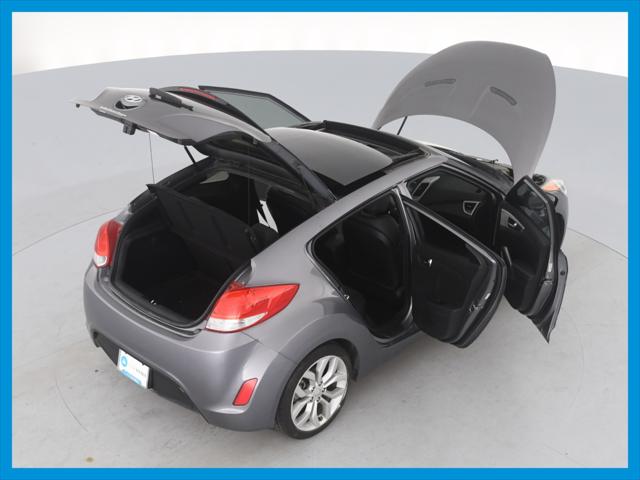 2013 Hyundai Veloster w/Black Int