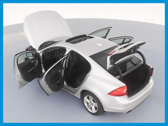 2015 Volvo S60 T5 Drive-E Platinum