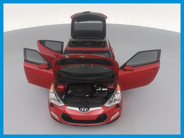 2013 Hyundai Veloster w/Gray Int