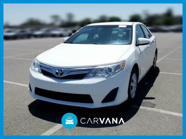 2014 Toyota Camry LE Sedan 4D