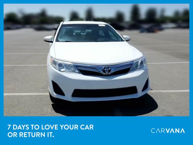 2014 Toyota Camry LE Sedan 4D