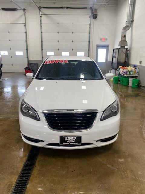 2014 Chrysler 200 Touring