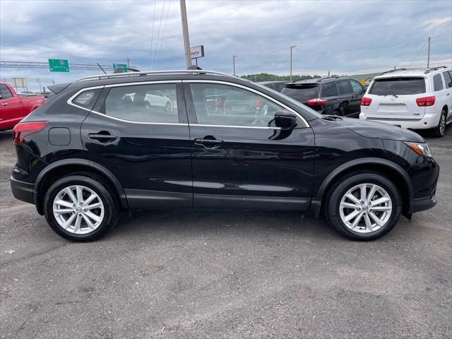 2018 Nissan Rogue Sport SV