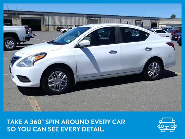 2017 Nissan Versa SV
