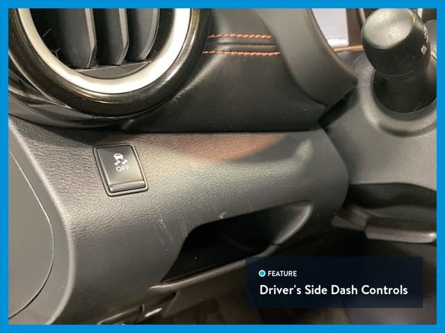 2019 Nissan Kicks SR