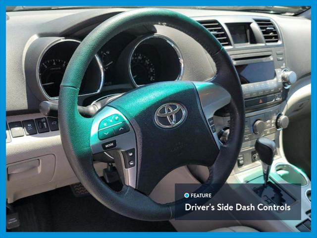2011 Toyota Highlander SE Sport Utility 4D