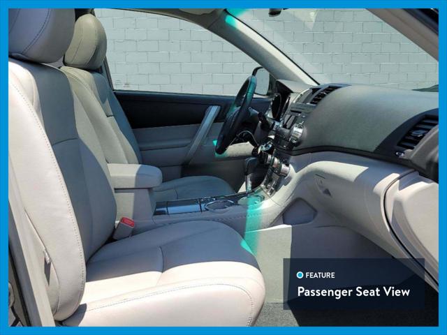 2011 Toyota Highlander SE Sport Utility 4D