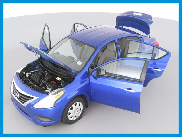 2016 Nissan Versa SV
