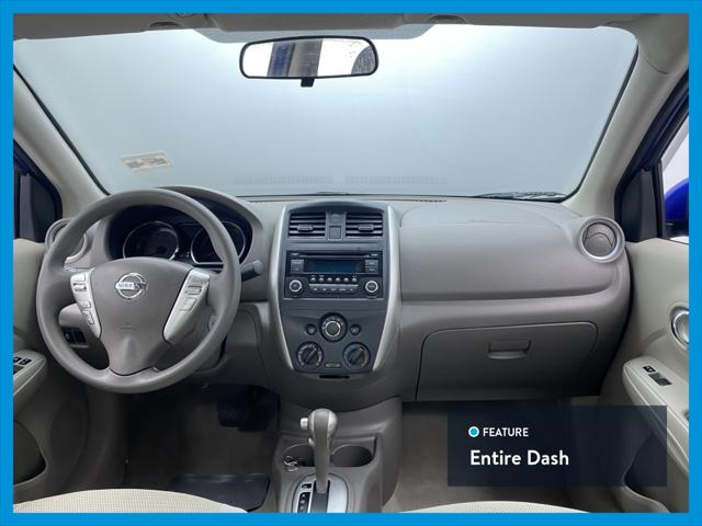 2016 Nissan Versa SV