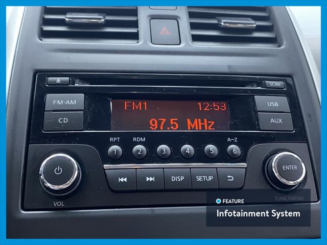 2016 Nissan Versa SV