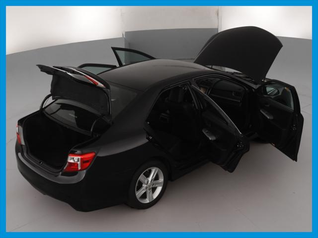 2013 Toyota Camry SE Sedan 4D