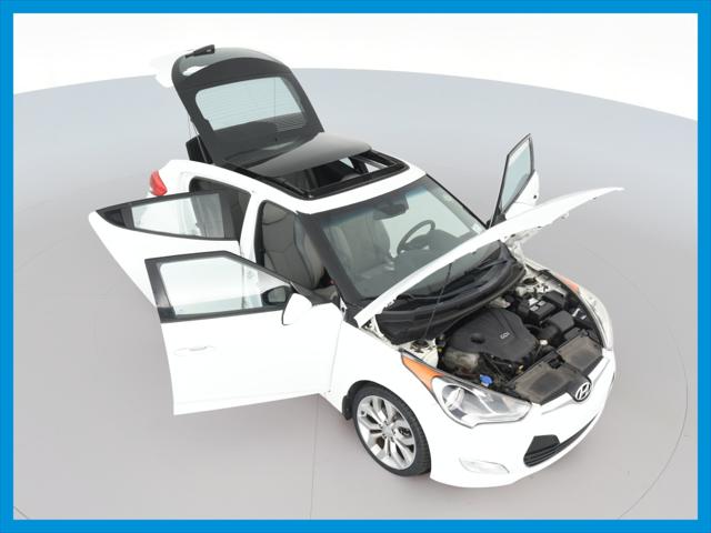 2013 Hyundai Veloster w/Gray Int