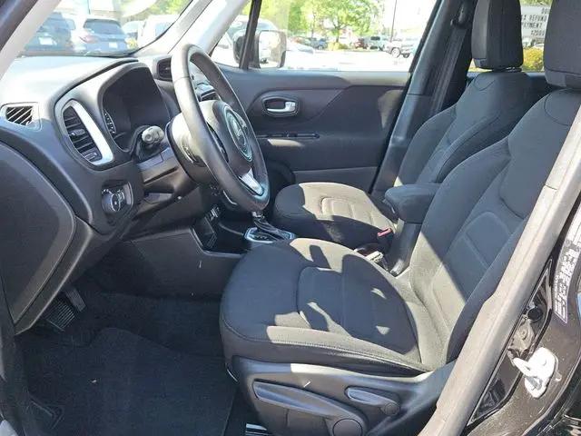 2018 Jeep Renegade Latitude FWD