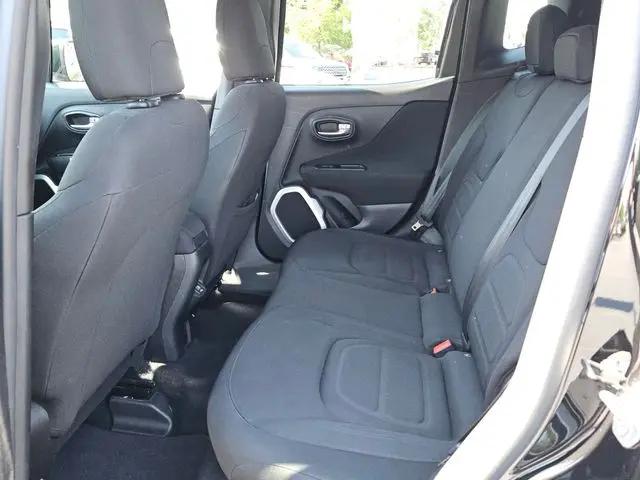 2018 Jeep Renegade Latitude FWD