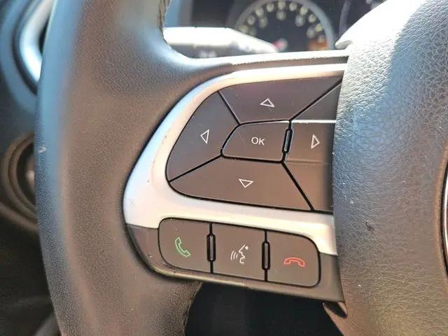 2018 Jeep Renegade Latitude FWD
