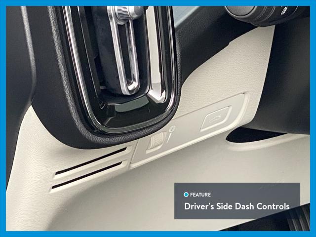 2020 Volvo XC40 Momentum