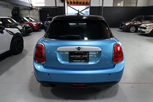 2015 MINI Cooper Hardtop 4dr HB