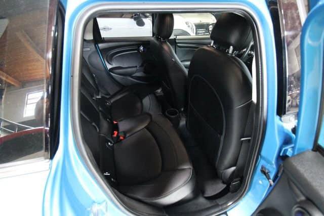 2015 MINI Cooper Hardtop 4dr HB