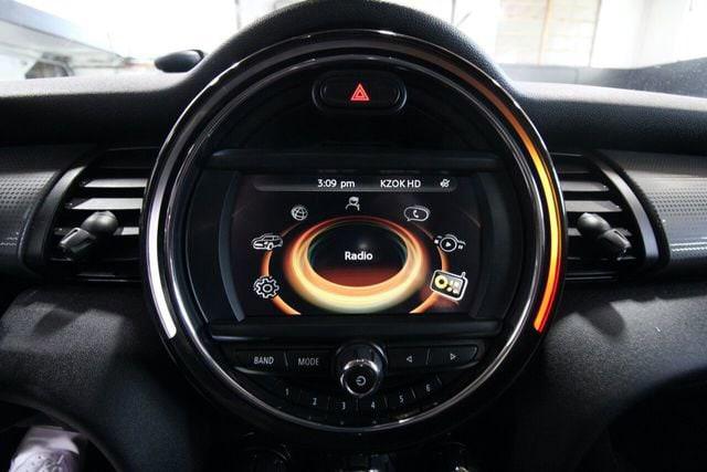 2015 MINI Cooper Hardtop 4dr HB
