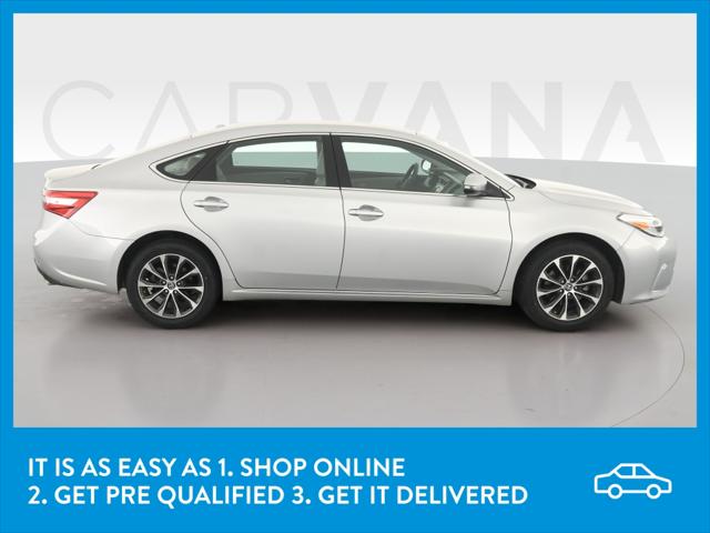 2017 Toyota Avalon XLE Sedan 4D