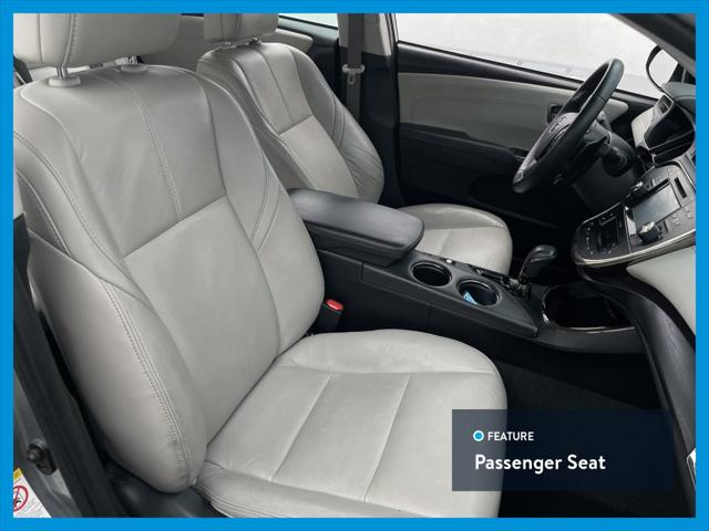 2017 Toyota Avalon XLE Sedan 4D