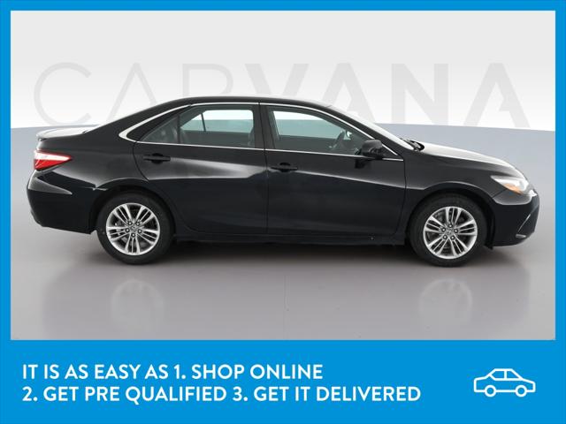 2017 Toyota Camry SE Sedan 4D