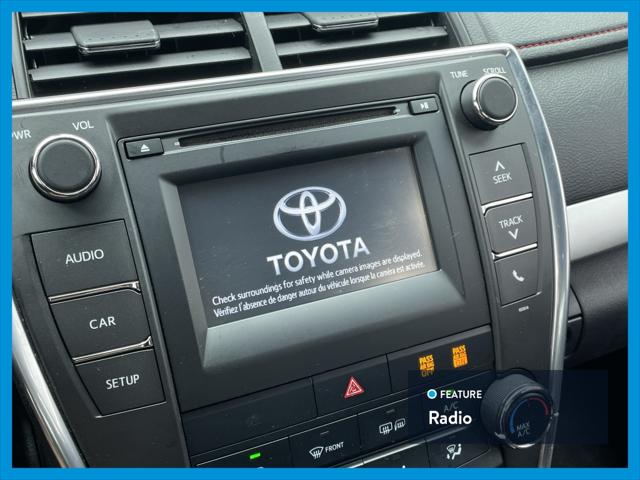 2017 Toyota Camry SE Sedan 4D